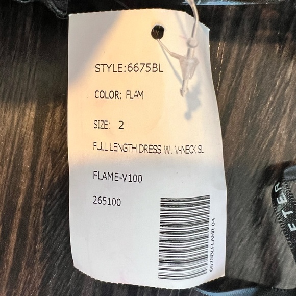 Red Lace And Satin Evening Gown Homecoming Prom Dress - Picture 6 of 6